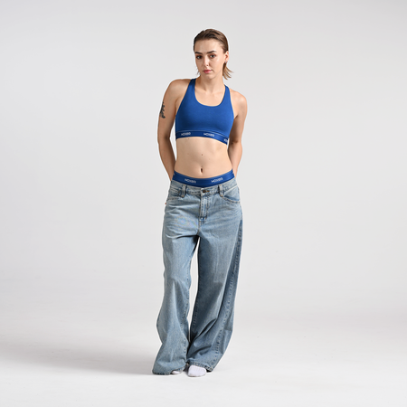 Kaytie wears a size S