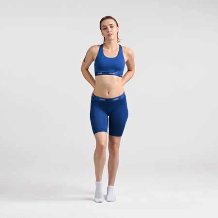 Kaytie wears a size S