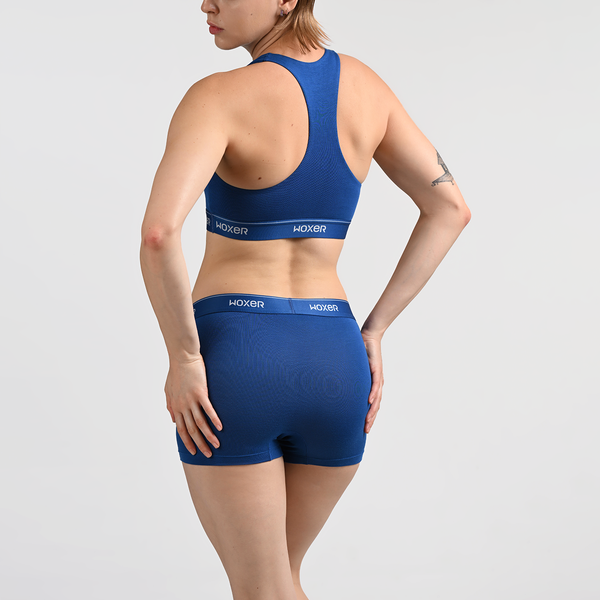 Kaytie wears a size S