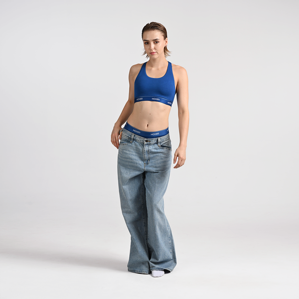 Kaytie wears a size S