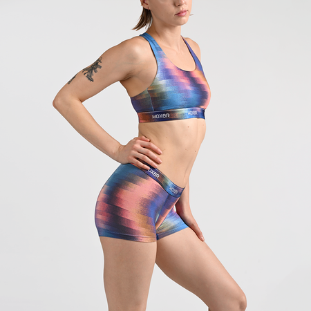 Kaytie wears a size S