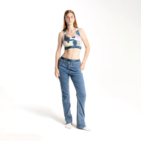 Eliza wears a size S