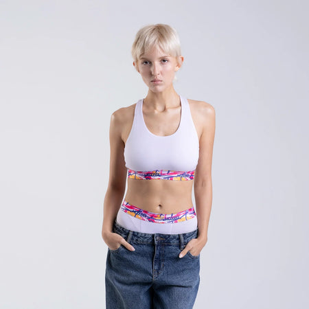 Sofia wears a size S