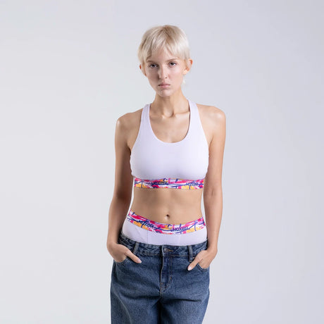 Sofia wears a size S