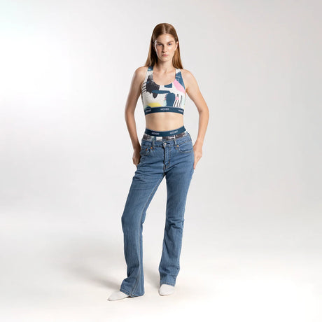Eliza wears a size S