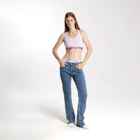 Eliza wears a size S