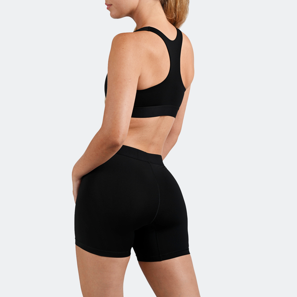 Angelica wears a size S