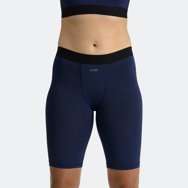 Ashleigh wears a size M