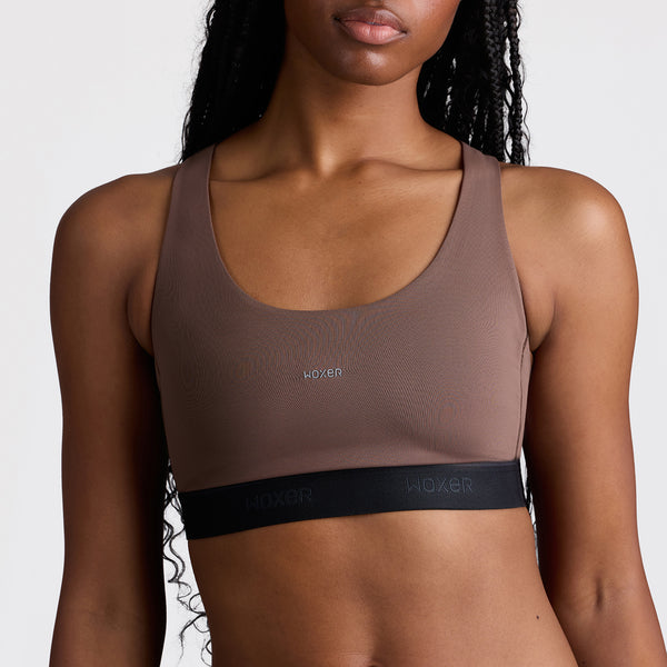 Maelyn wears a size S