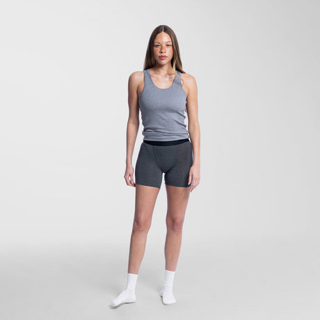 Dayana wears a size S