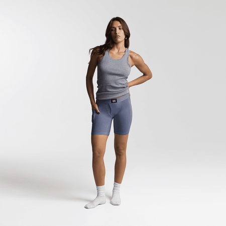 Dayana wears a size S