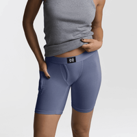Dayana wears a size S