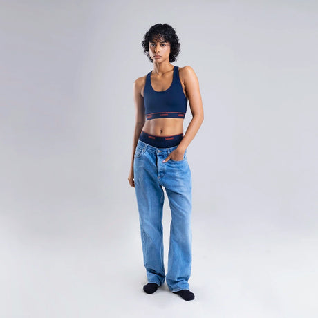 Kawa wears a size S