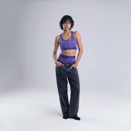 Kawa wears a size S