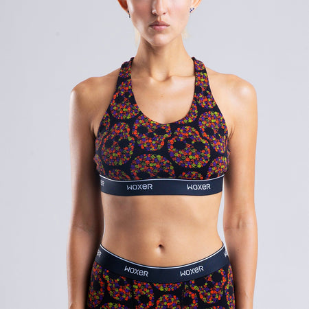 Sofia wears a size S