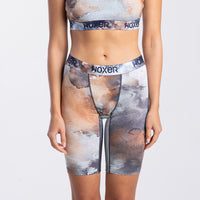 Sofia wears a size S