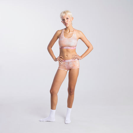 Sofia wears a size S