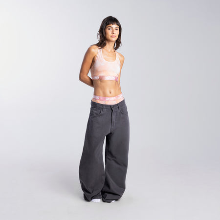 Paloma wears a size S