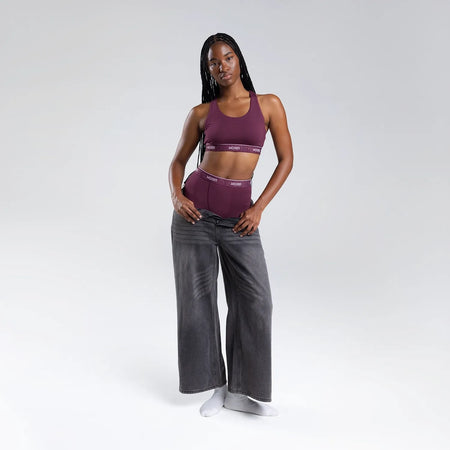 Maelyn wears a size S