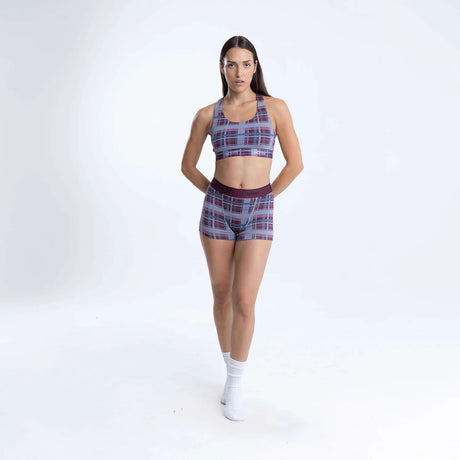 Dayana wears a size S
