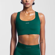 Kawa wears a size S
