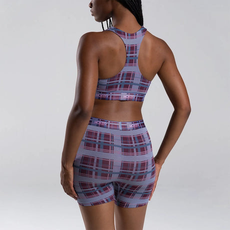 Maelyn wears a size S