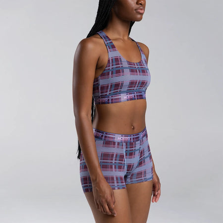 Maelyn wears a size S