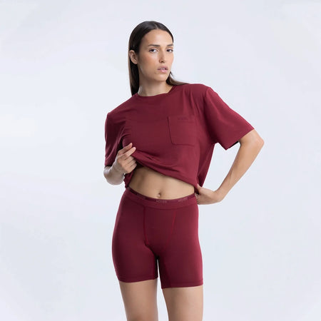 Dayana wears a size S