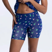 Angel wears a size S