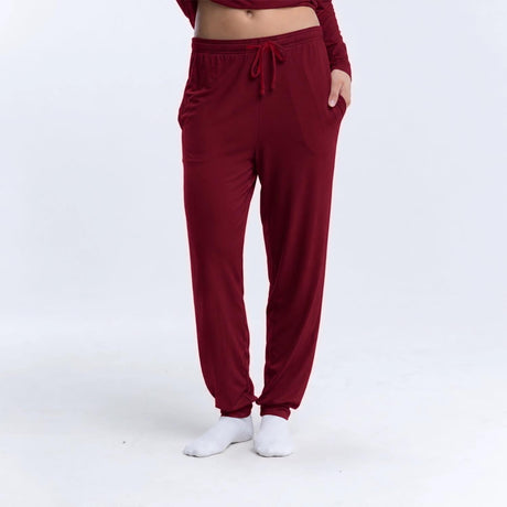 Dayana wears a size S