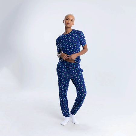 Angel wears a size S