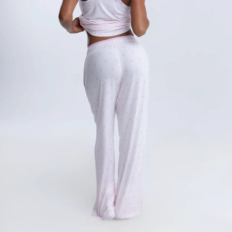 Angel wears a size S