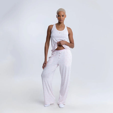 Angel wears a size S