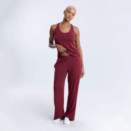 Angel wears a size S
