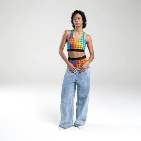 Kawa wears a size S