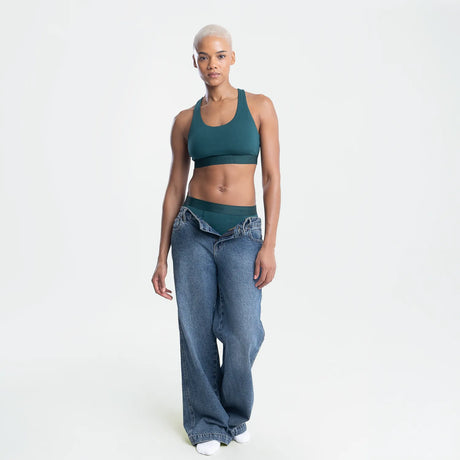 Angel wears a size S
