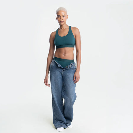 Angel wears a size S