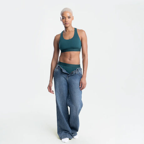 Angel wears a size S