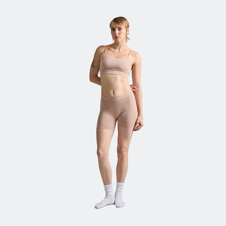Kaytie wears a size S