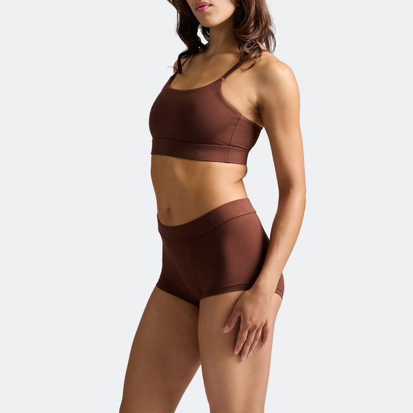 Dayana wears a size S