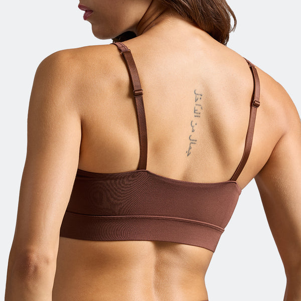 Dayana wears a size S