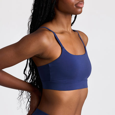 Maelyn wears a size S