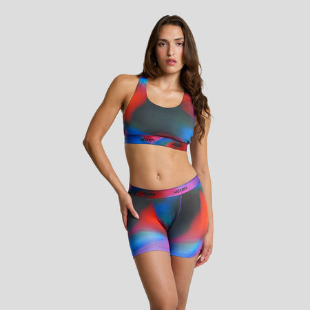 Dayana wears a sise S