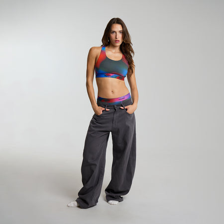 Dayana wears a size S