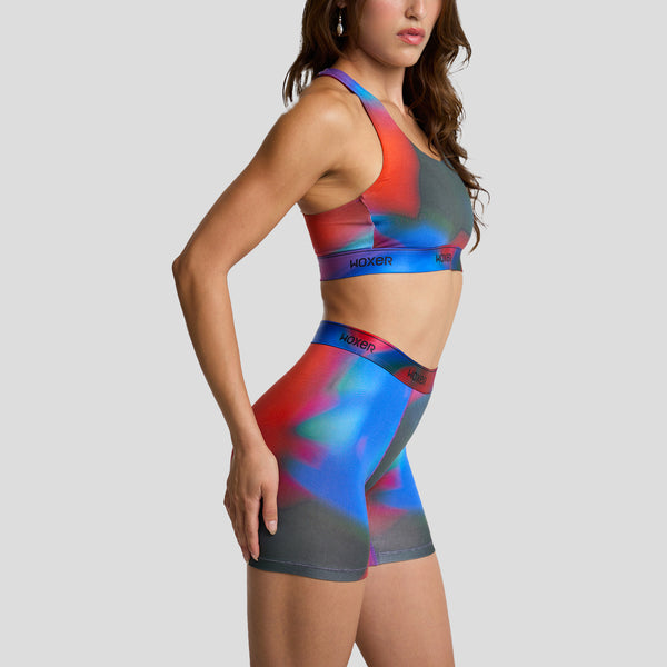 Dayana wears a sise S