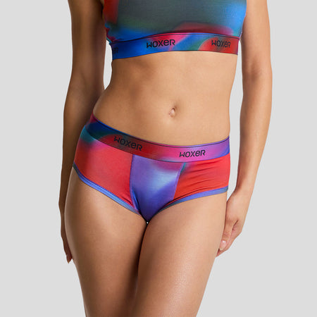 Dayana wears a sise S