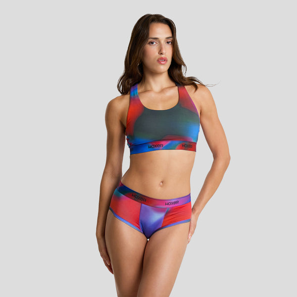 Dayana wears a sise S