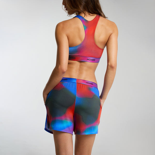 Dayana wears a size S