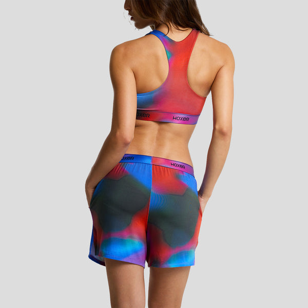 Dayana wears a sise S