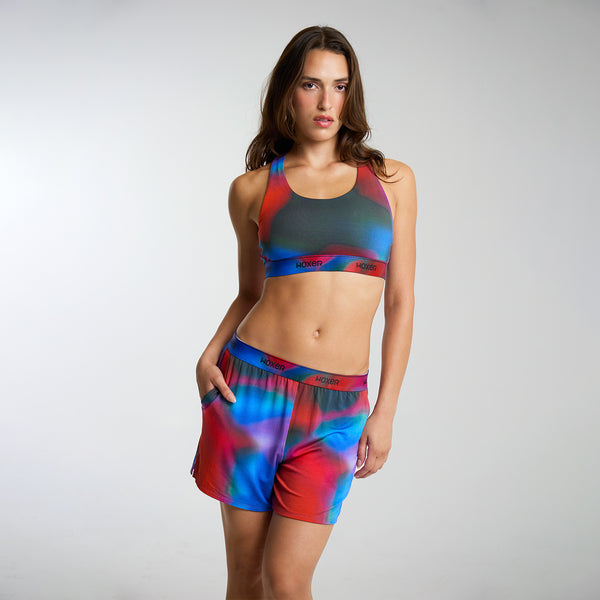 Dayana wears a size S